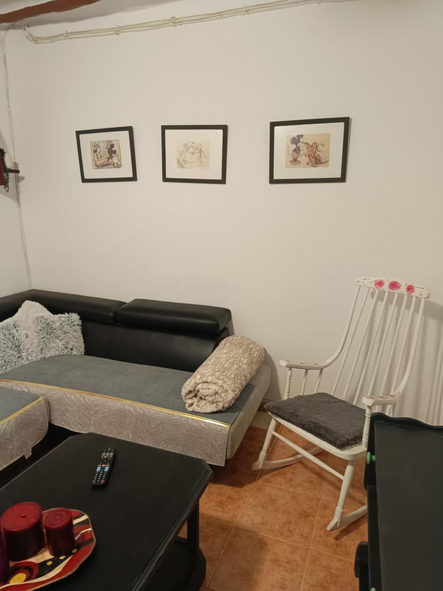 דירות Casa En El Centro Del Pueblo De פינסטראט מראה חיצוני תמונה