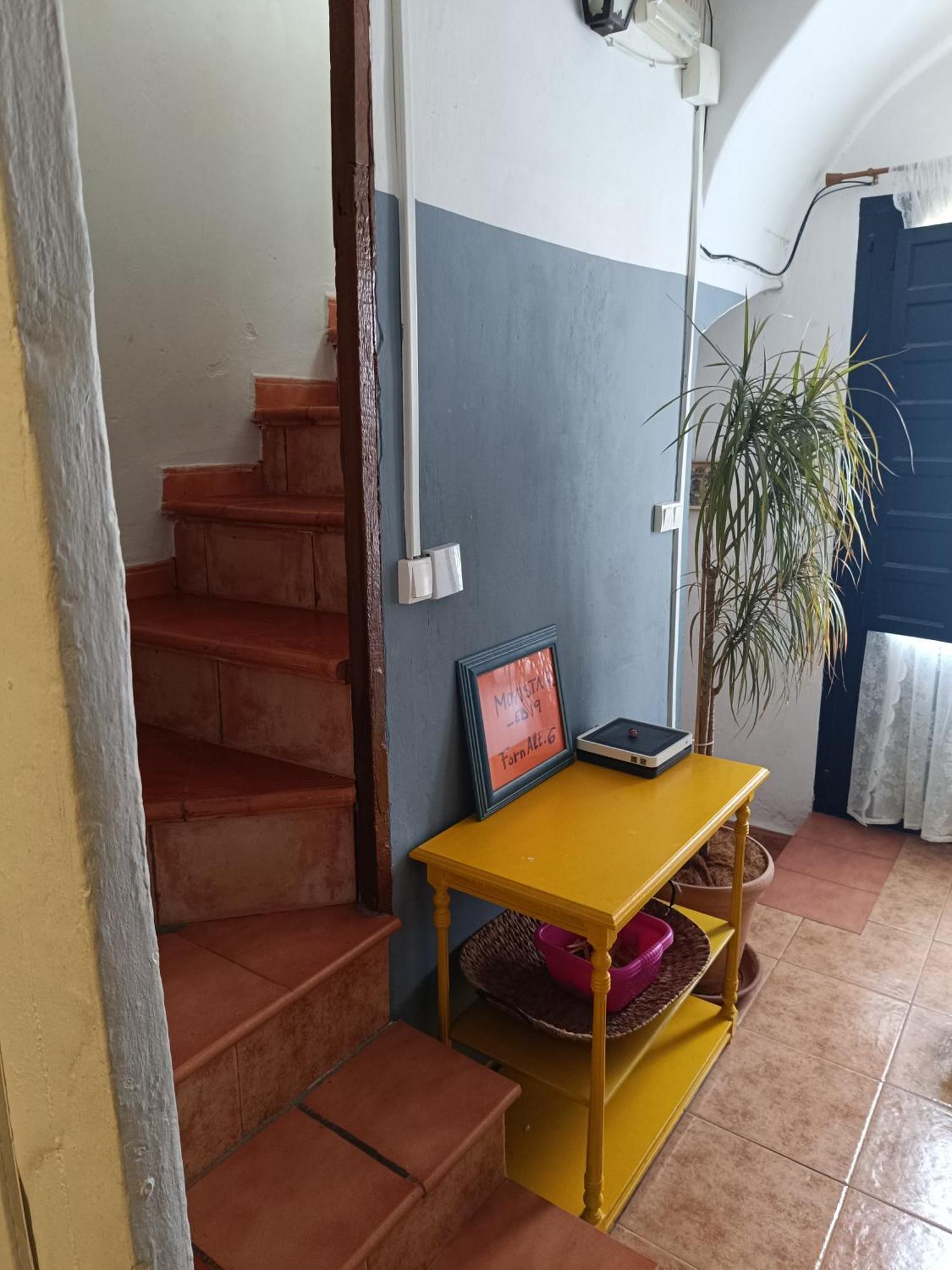דירות Casa En El Centro Del Pueblo De פינסטראט מראה חיצוני תמונה